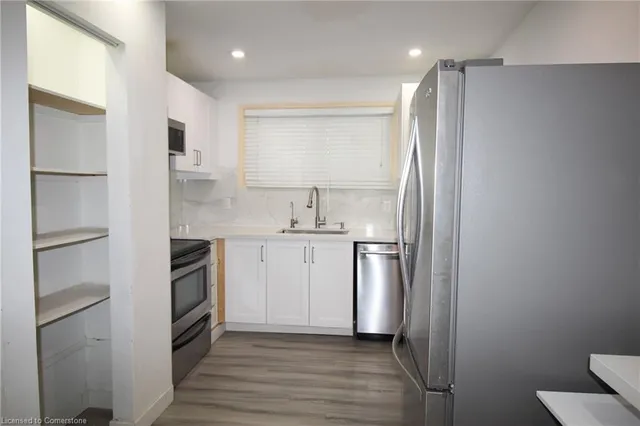 Additional image 13 of 1530 Garth St