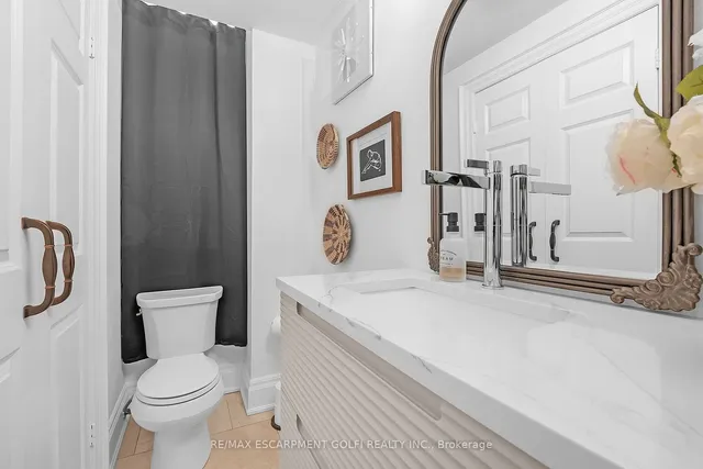 Additional image 33 of 86 Herkimer St Unit 13