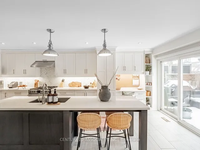 Additional image 11 of 137 Cove Cres