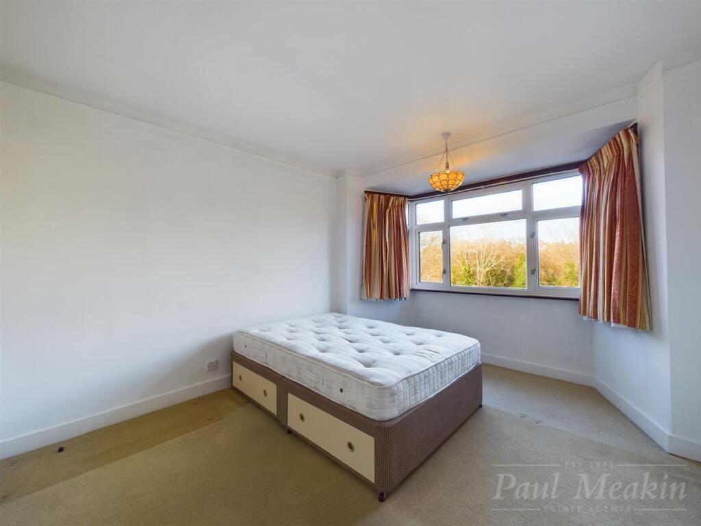 Additional image 8 of Derwent Drive, Purley