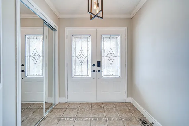 Additional image 8 of 2116 Newell Cres