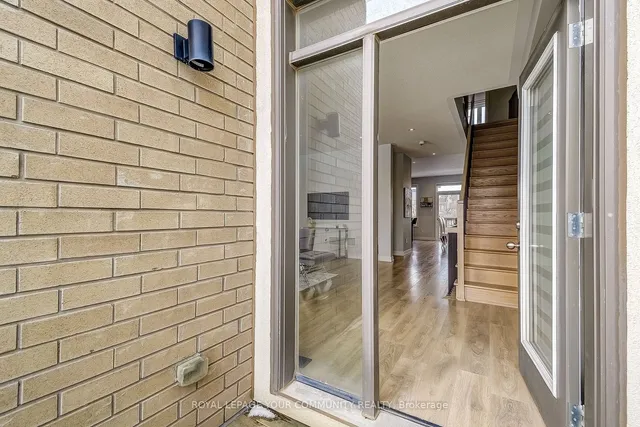 Additional image 22 of 262 Squire Cres