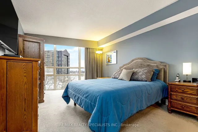 Additional image 21 of 50 Eglinton Ave Unit 501