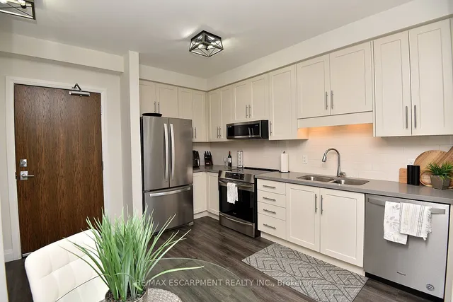 Additional image 18 of 30 Hamilton St Unit 605