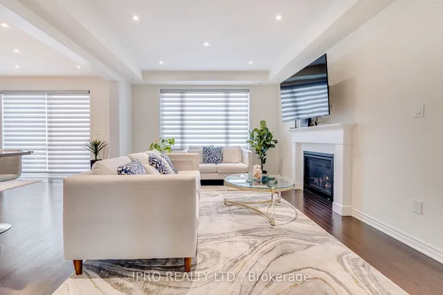 Additional image 12 of 692 Kennedy Circ