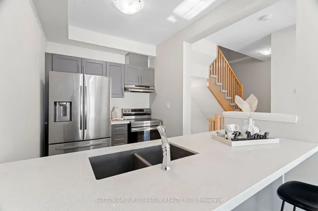 Additional image 15 of 35 Laguna Village Cres