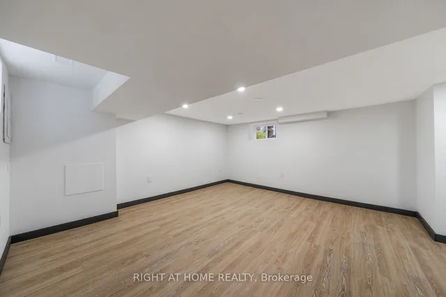 Additional image 33 of 105 Aikman Ave