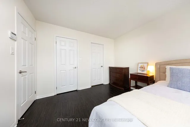 Additional image 18 of 890 Brassard Circ