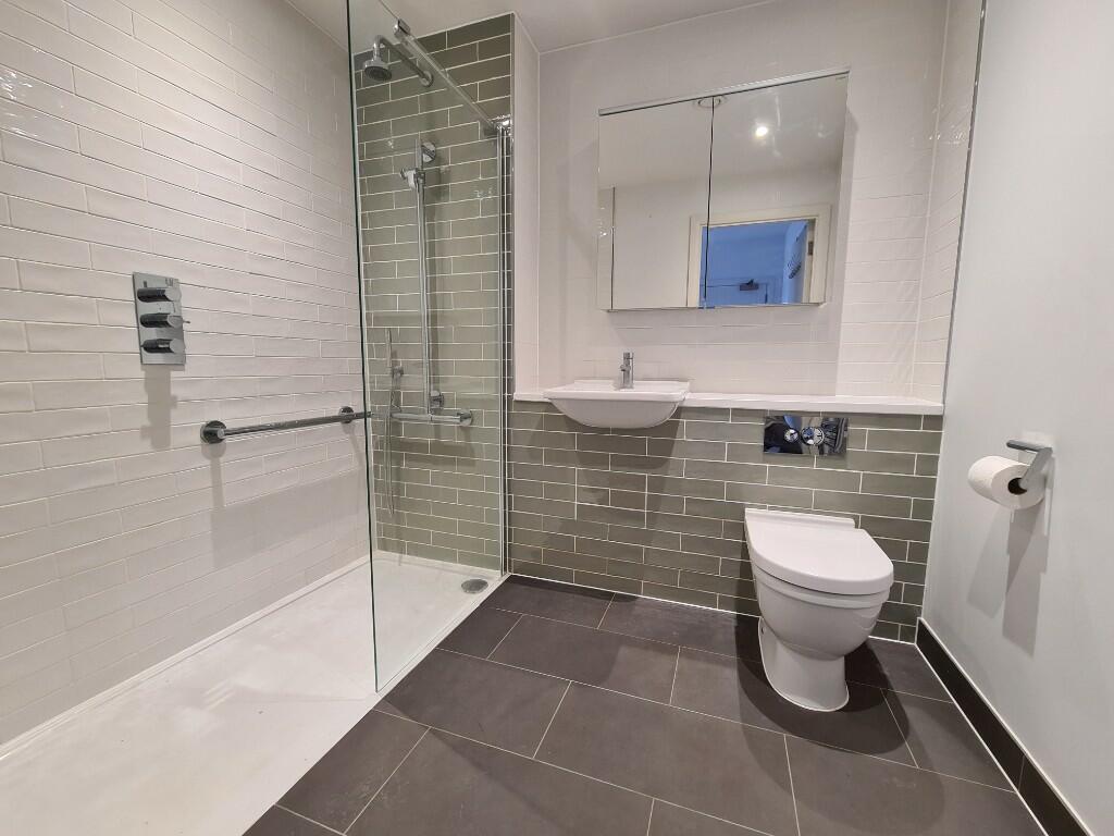 Additional image 4 of Brighton Road, Purley, Croydon(London Borough), CR8