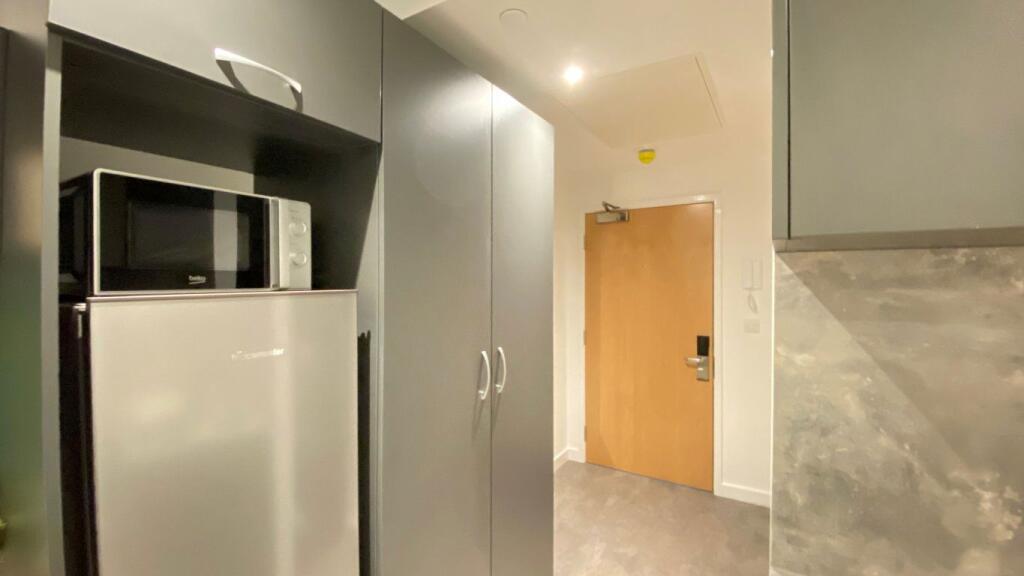 Additional image 17 of 8 Griffin Westgate One: 3675