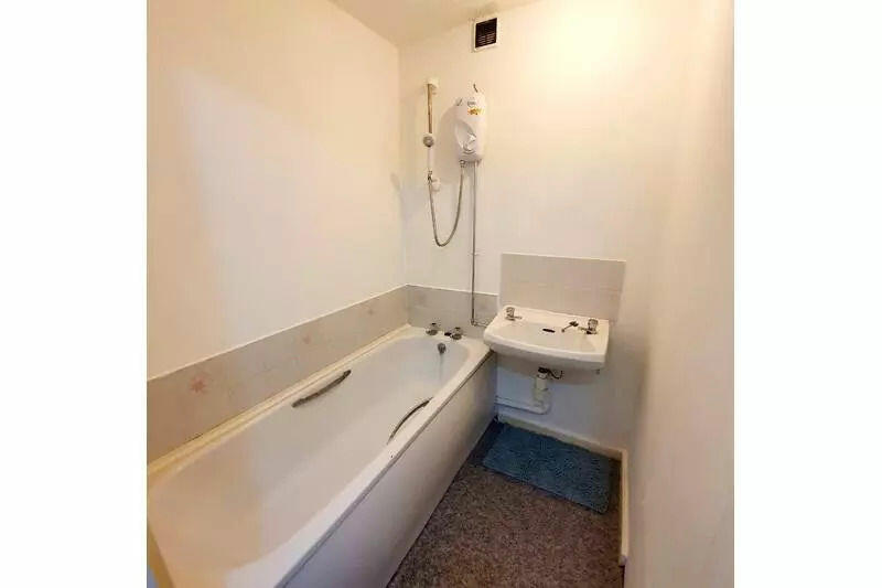 Additional image 9 of Manston Road, Ramsgate, Kent, CT12 6HS