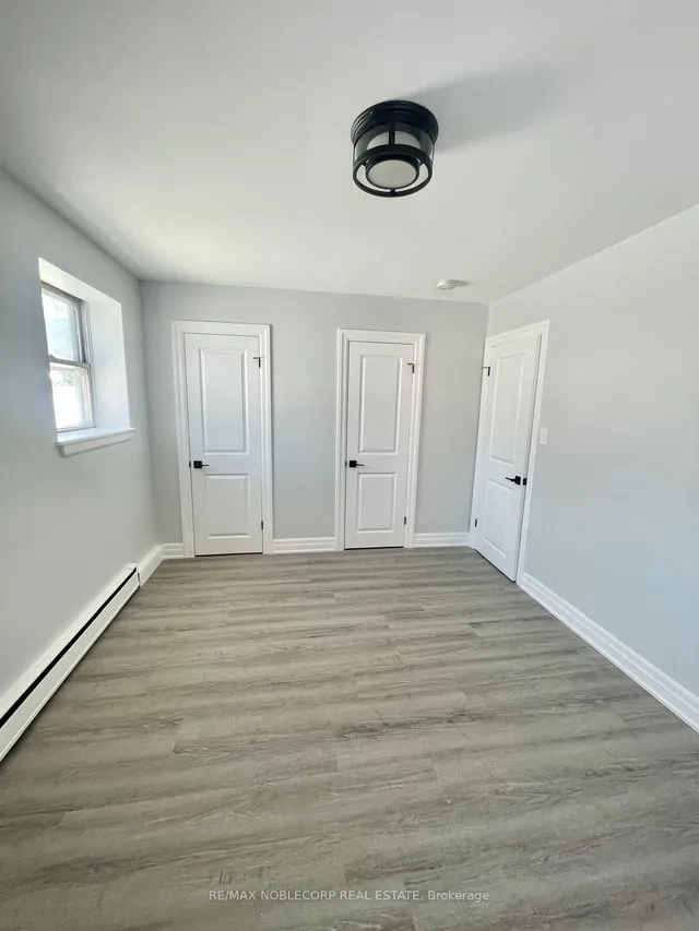 Additional image 12 of 5 Applewood Ave Unit 2