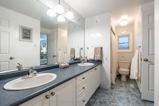 Additional image 11 of 2154 CLIPPER Cres