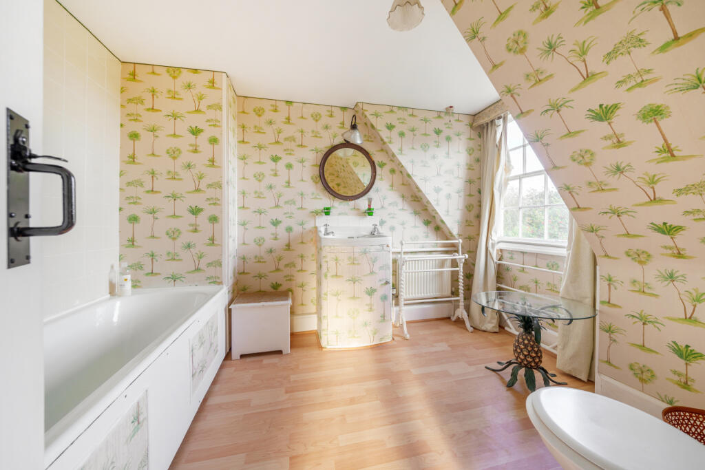 Additional image 8 of Woodnesborough, Sandwich, Kent, CT13