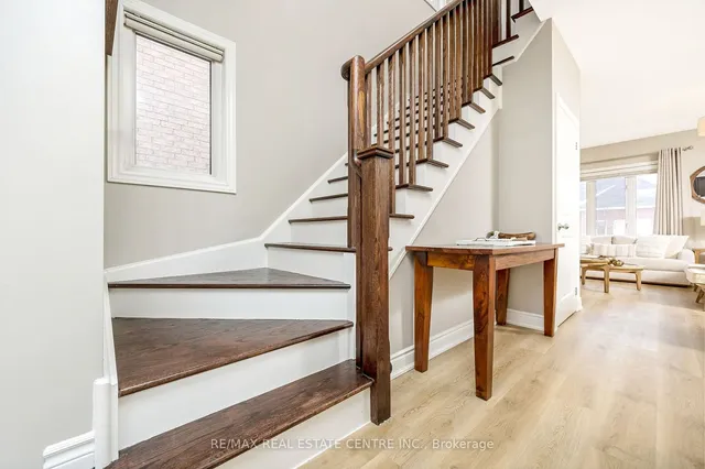 Additional image 23 of 743 Agnew Cres