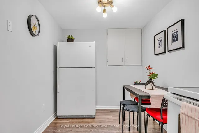 Additional image 24 of 771 Eversley Dr