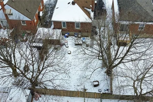 Additional image 28 of 174 East 34th St