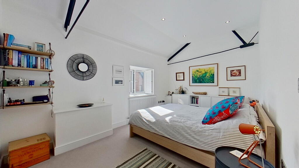 Additional image 11 of Woodnesborough, Sandwich, Kent, CT13 0FR