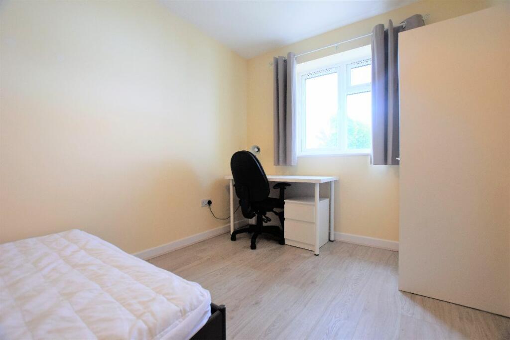 Additional image 9 of 4 bed Student Home - CCCU - 1a Arran Mews