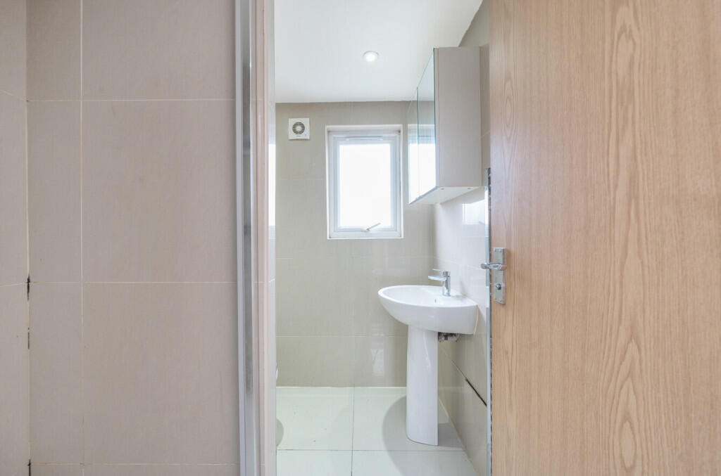 Additional image 21 of Headcorn Road, Thornton Heath, CR7