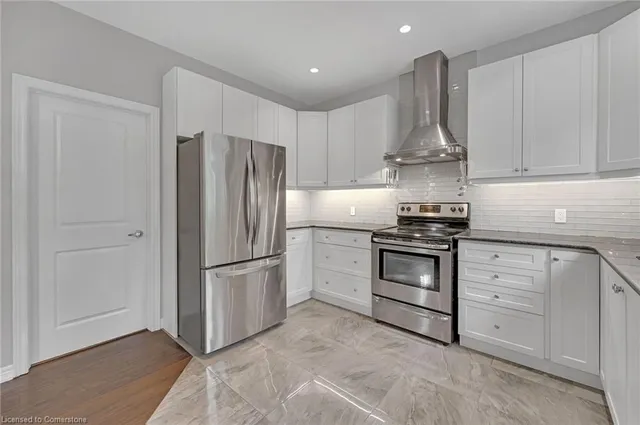 Additional image 13 of 93 Southshore Cres