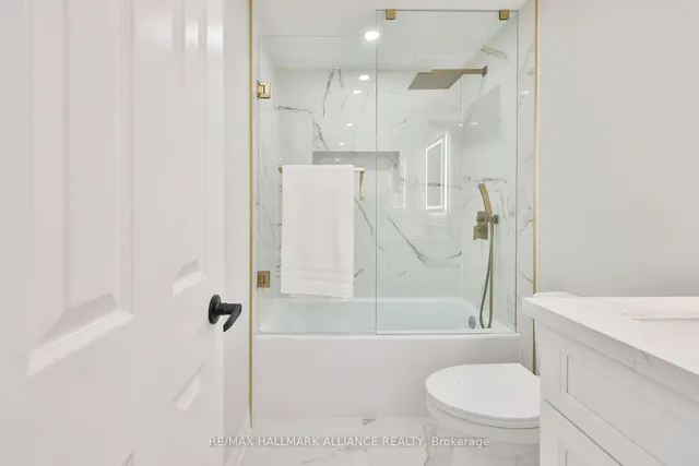 Additional image 26 of 411 Barclay Cres