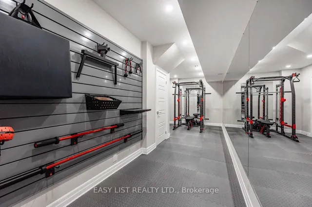 Additional image 32 of 1437 Everest Cres