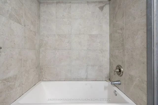 Additional image 37 of 49 Cheryl Ave