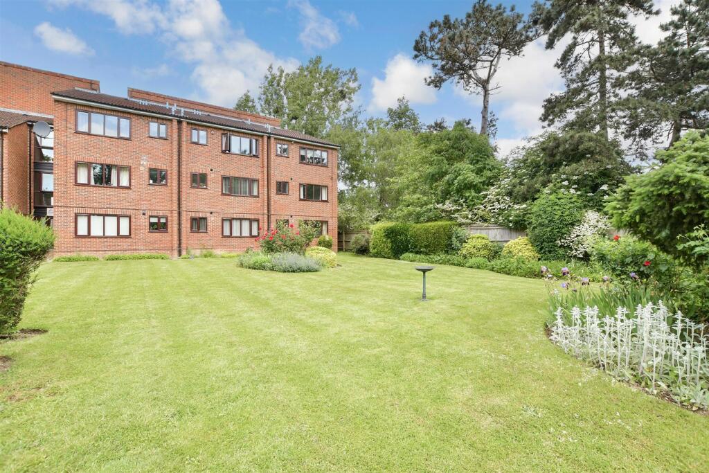 Additional image 11 of Brighton Road, Purley, Surrey