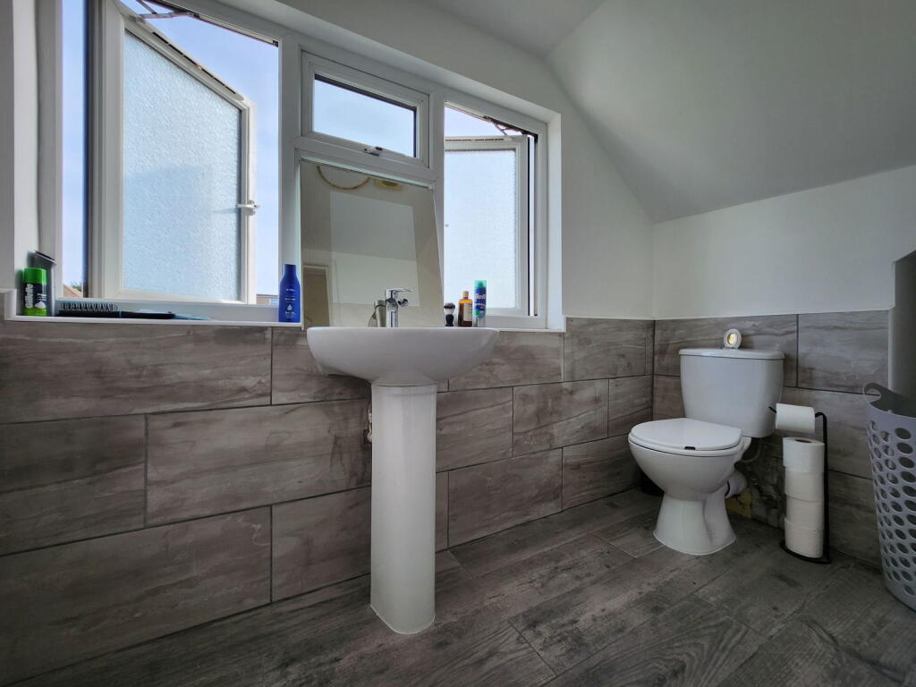 Additional image 11 of Hawes Avenue, Ramsgate, CT11 0RN