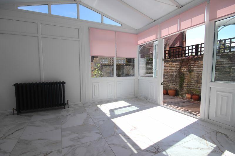 Additional image 18 of Walmer