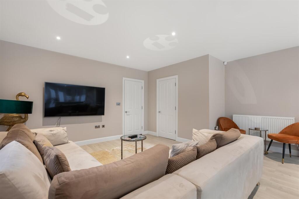 Additional image 8 of Pampisford Road, Purley