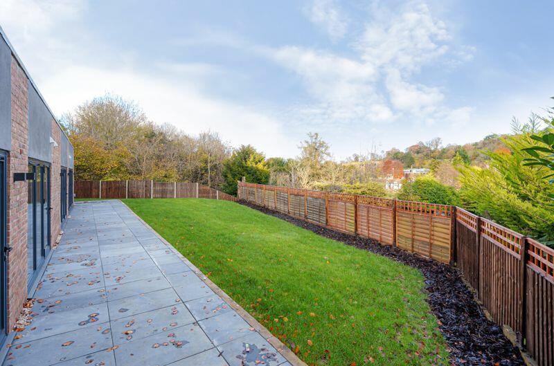 Additional image 25 of Hartley Hill, Purley