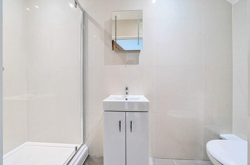 Additional image 18 of Shady Close, Kenley