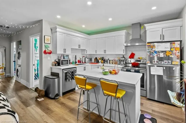 Additional image 32 of 20 Holton Ave