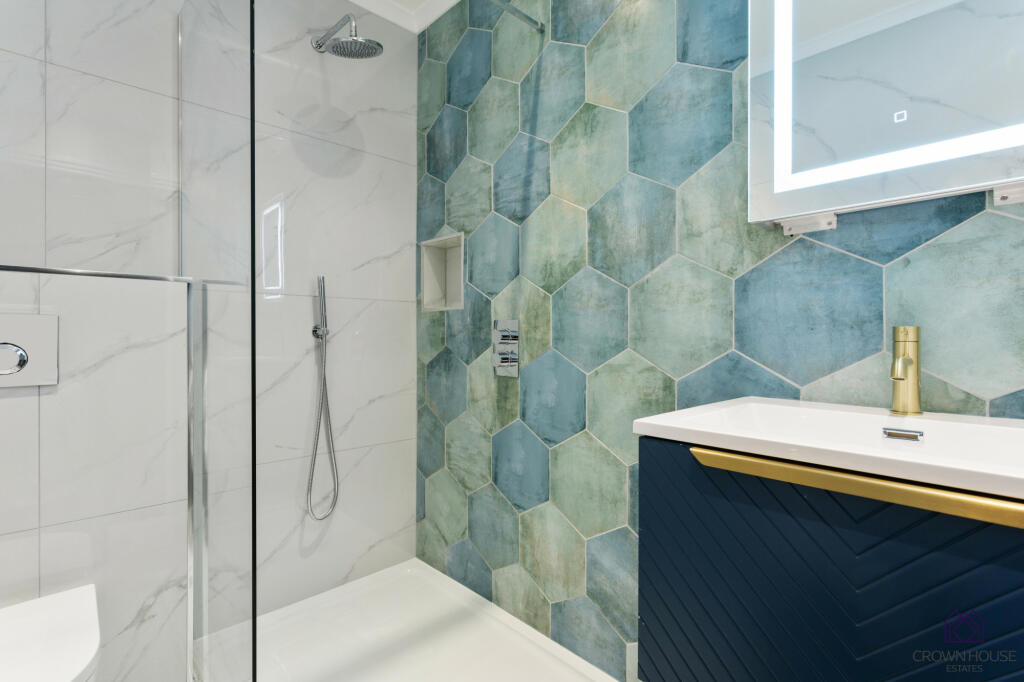 Additional image 11 of Livingstone Road, Surrey, CR7