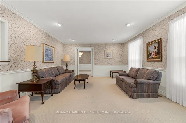 Additional image 6 of 34 Acredale Dr