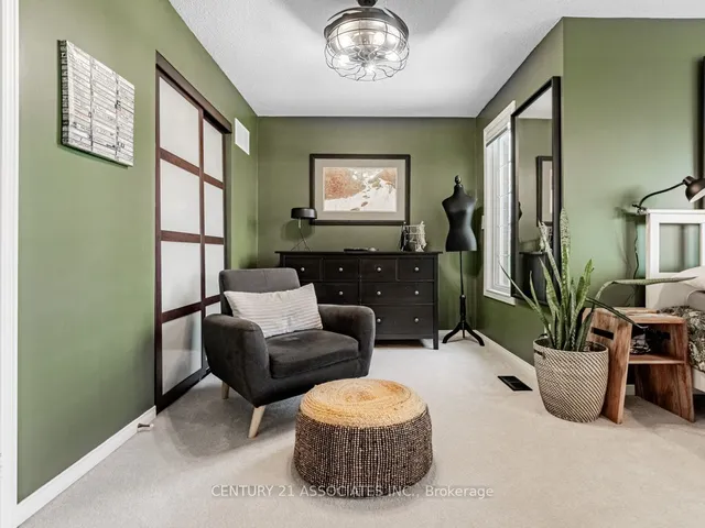 Additional image 22 of 137 Cove Cres