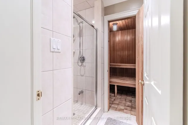 Additional image 36 of 56 Cameo St