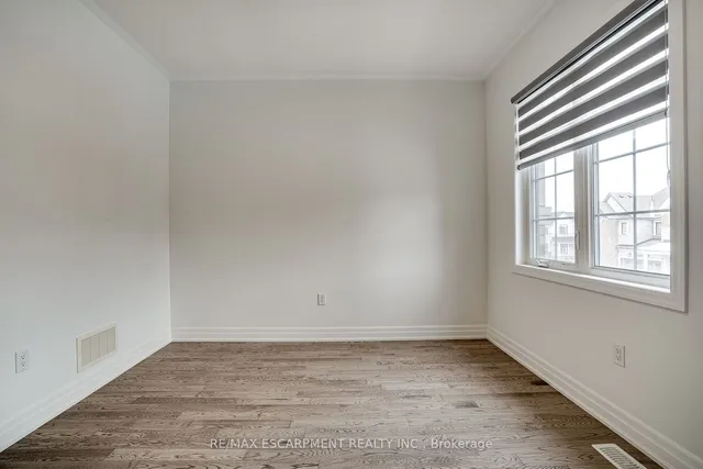 Additional image 20 of 1466 EVEREST Cres