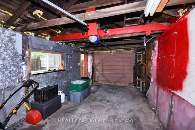 Additional image 25 of 17 Craigroyston Rd