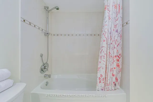 Additional image 26 of 50 Eglinton Ave Unit 403