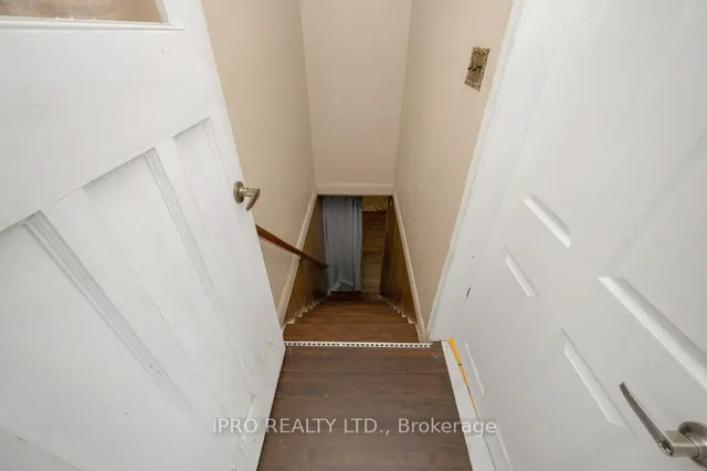 Additional image 24 of 41 Dumbarton Ave