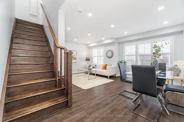 Additional image 28 of 114 Whitlock Ave