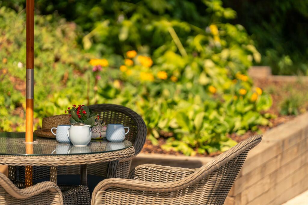 Additional image 7 of Woodcote Valley Road, Purley, CR8