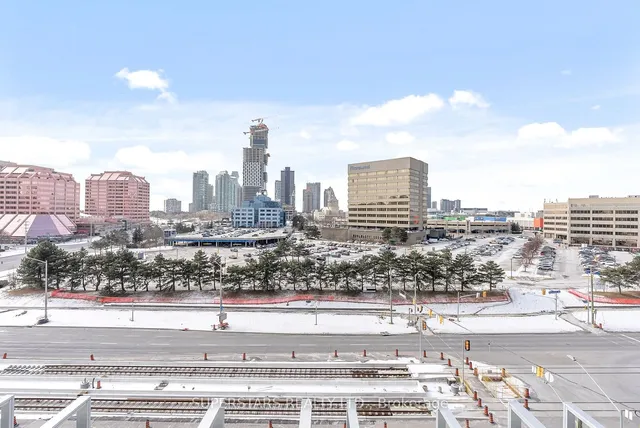 Additional image 18 of 50 Absolute Ave Unit 707