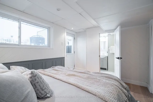 Additional image 30 of 1480 Barker Ave