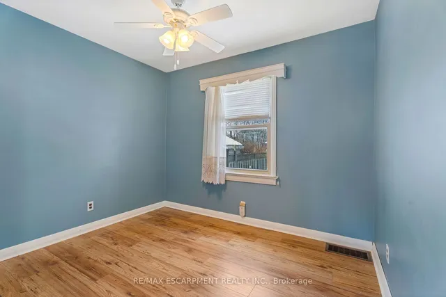 Additional image 17 of 59 Mountain Ave