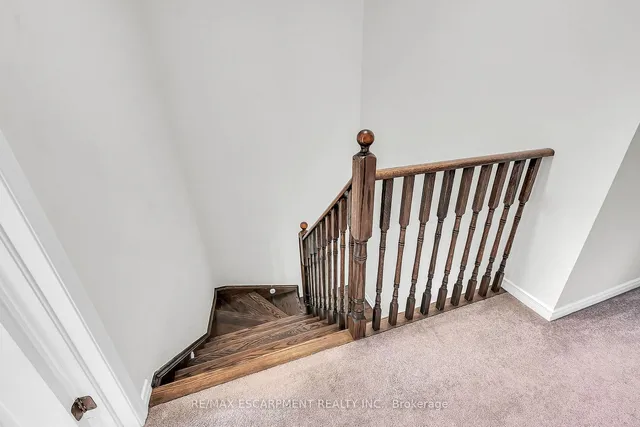 Additional image 37 of 328 Bedrock Dr