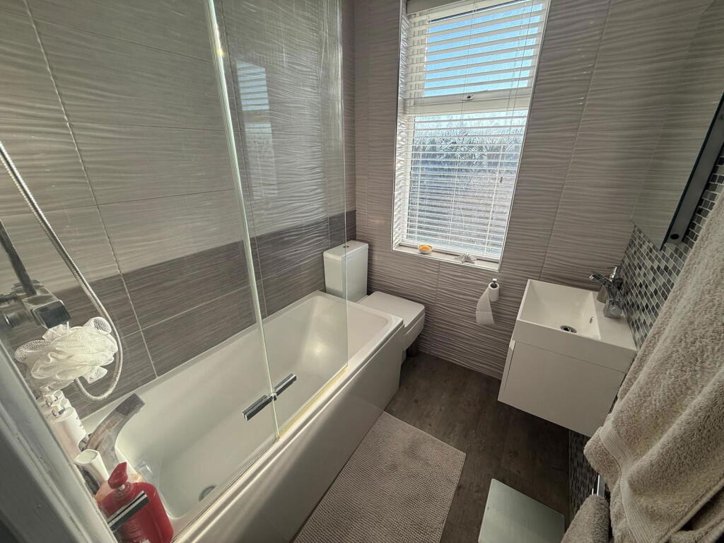 Additional image 13 of Warten Road, Ramsgate, CT11 8BJ